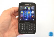 BlackBerry Q5