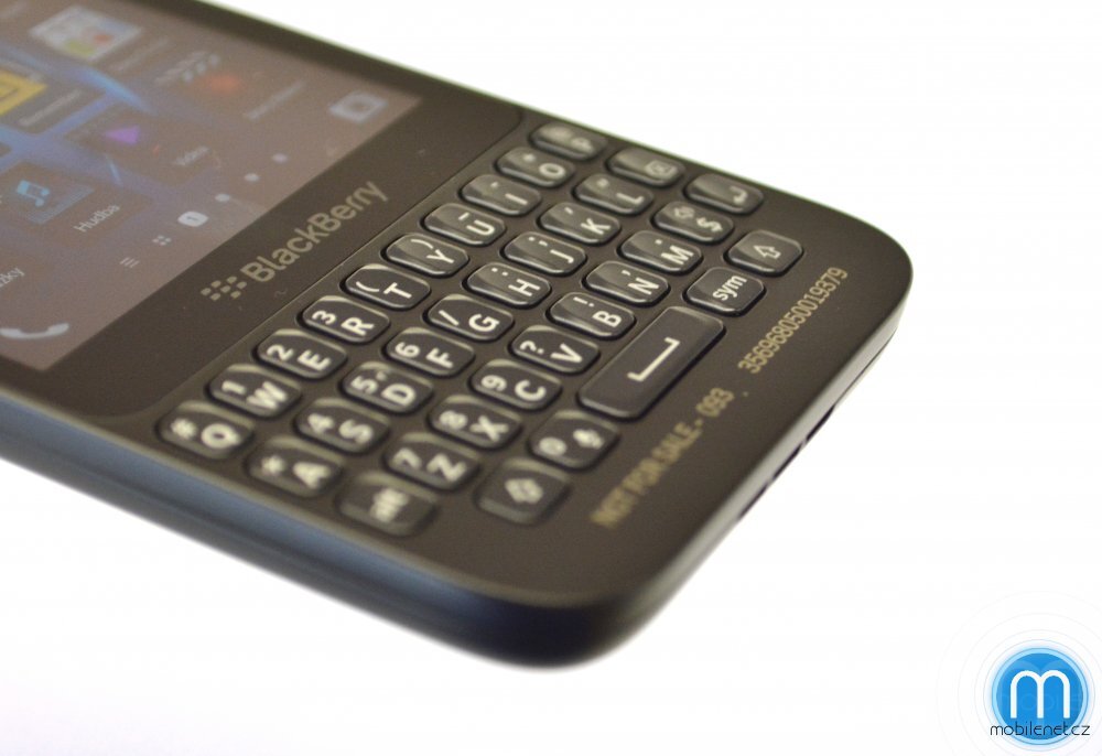 BlackBerry Q5