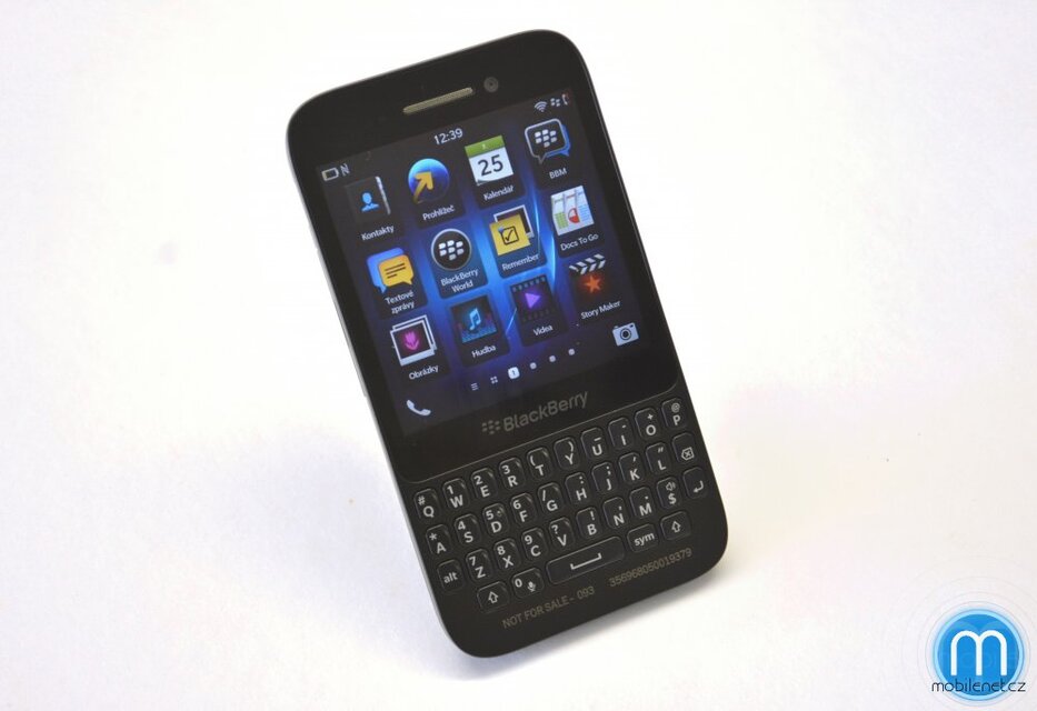 BlackBerry Q5
