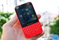 BlackBerry Q5