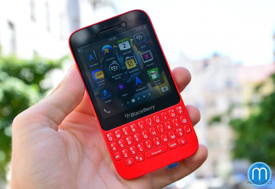 BlackBerry Q5