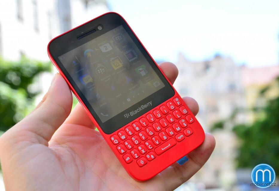 BlackBerry Q5