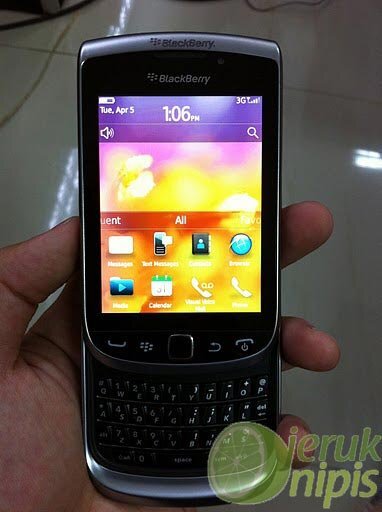 BlackBerry Torch 2