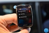 BMW i3 a Samsung Gear S