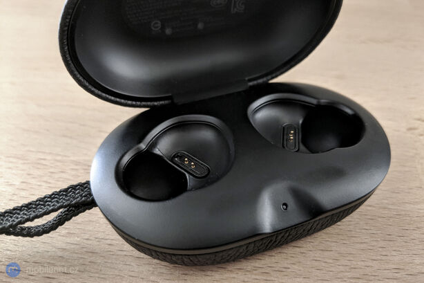 B&O BeoPlay E8