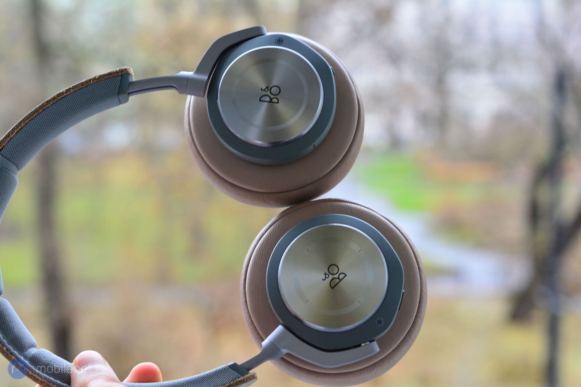 B&O BeoPlay H9