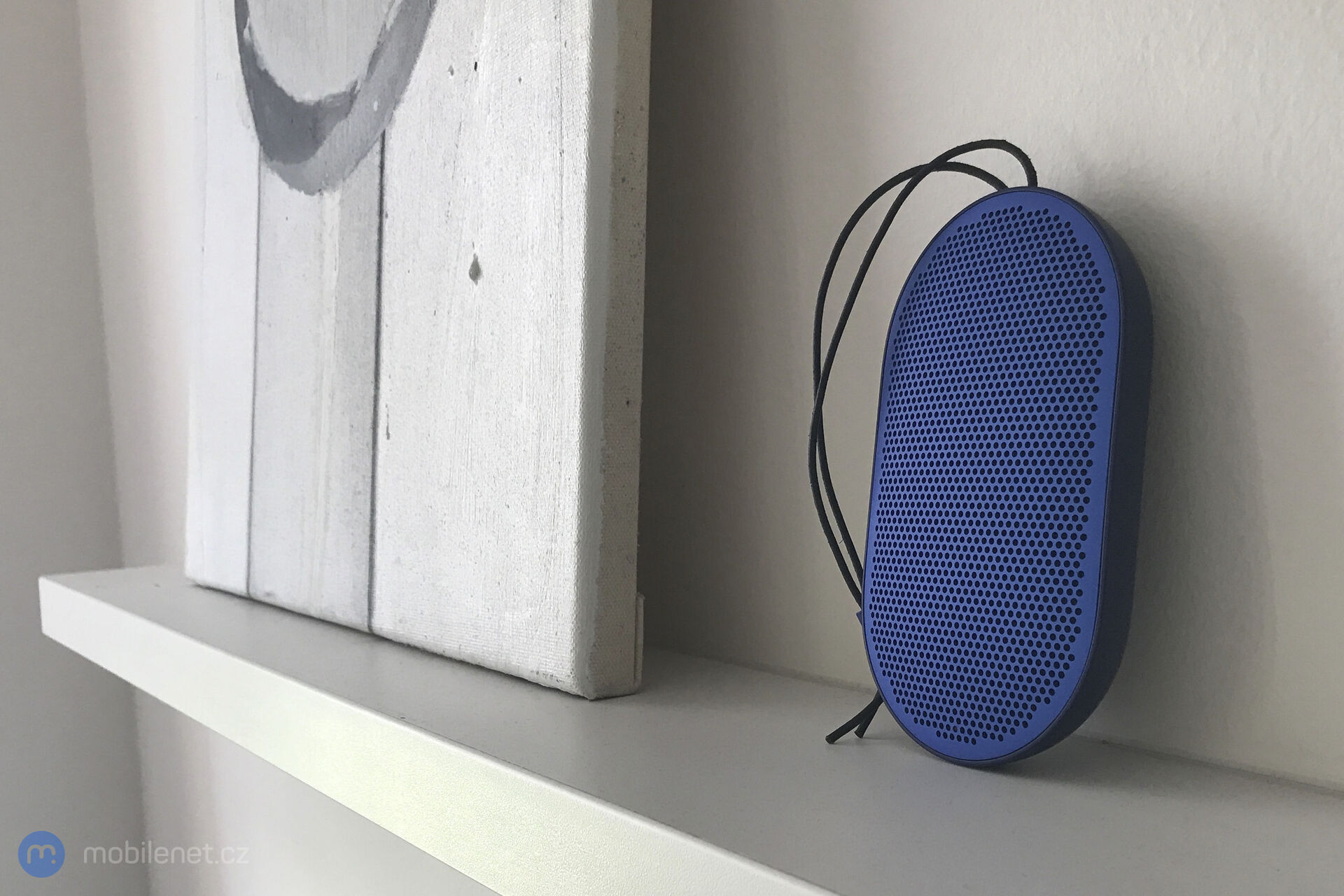 B&O BeoPlay P2