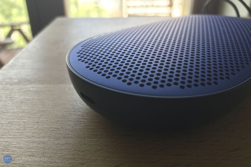 B&O BeoPlay P2