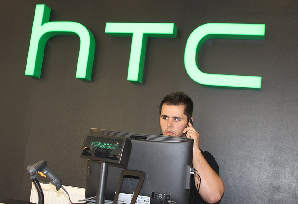 Brandshop Revoluční HTC