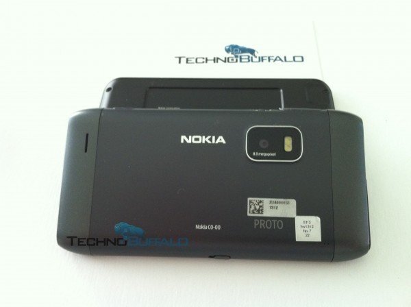 Budoucí Nokia C7?