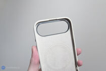 CARE by PanzerGlass Flow