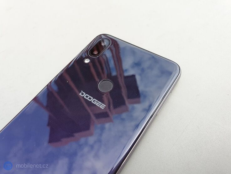 Doogee Y7