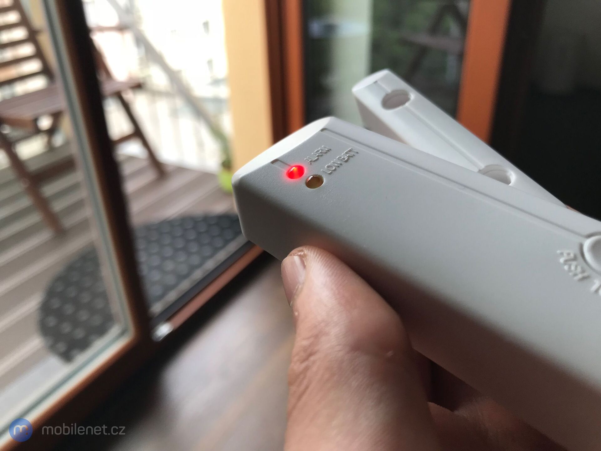 Dveřní magnetický senzor BML