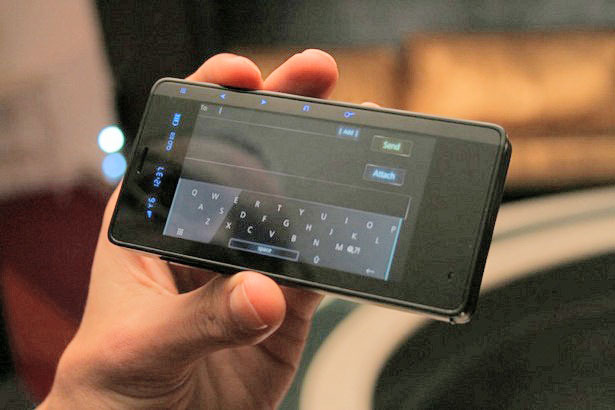 ELSE: nový, tak trochu jiný telefon?