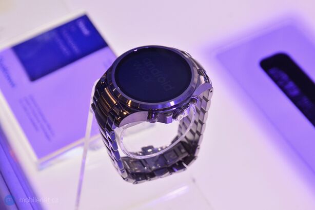 Emporio Armani Connected