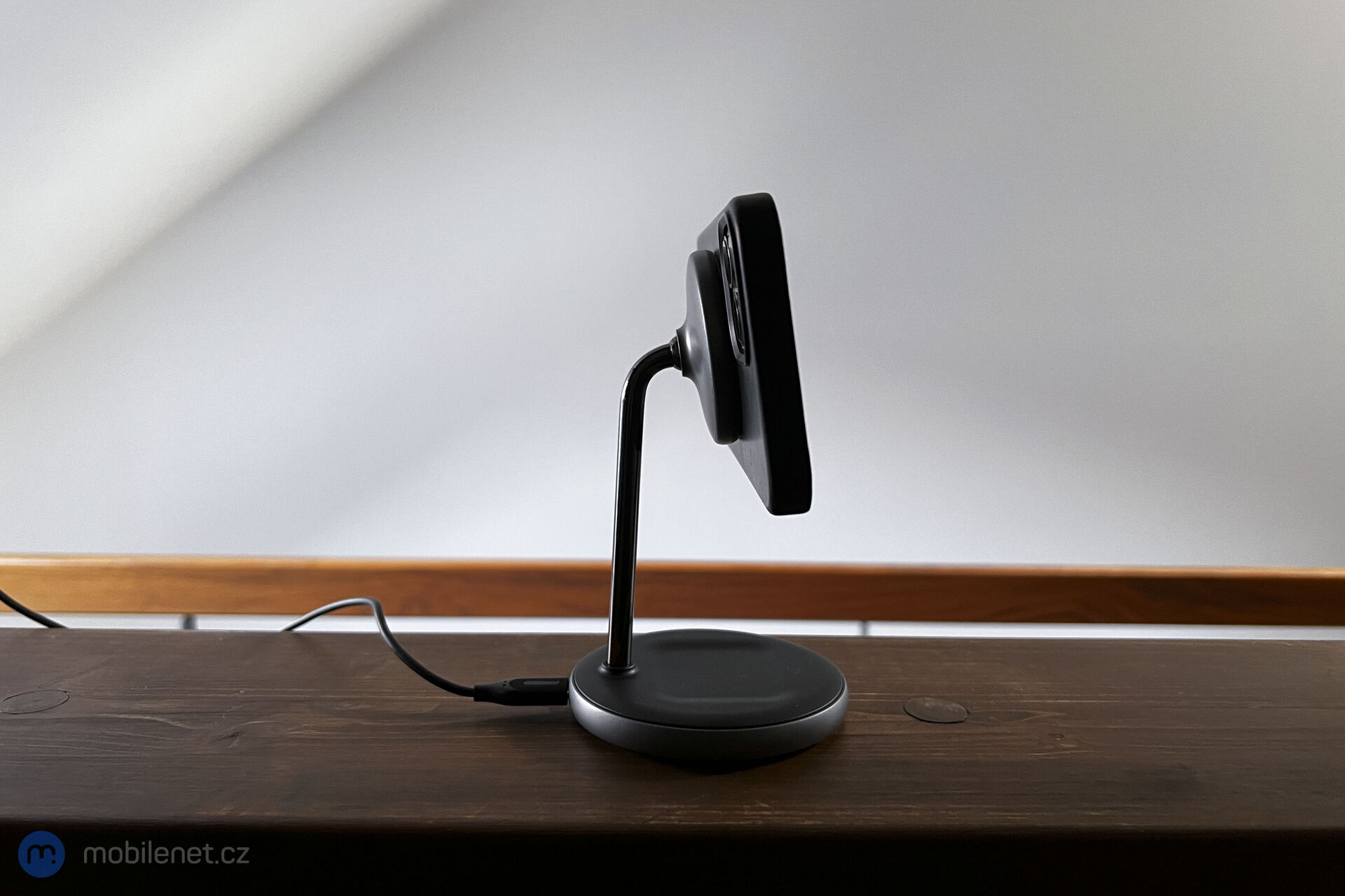 Epico 2IN1 Magnetic Wireless Charger