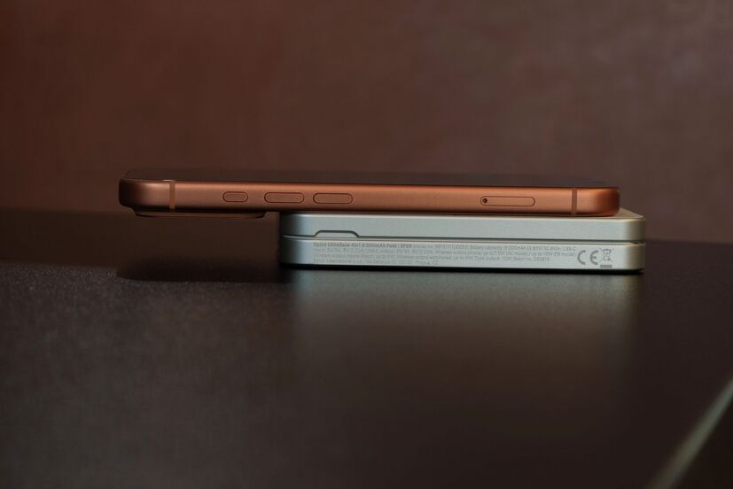 Epico UltraBase 4in1 8 000mAh Fold