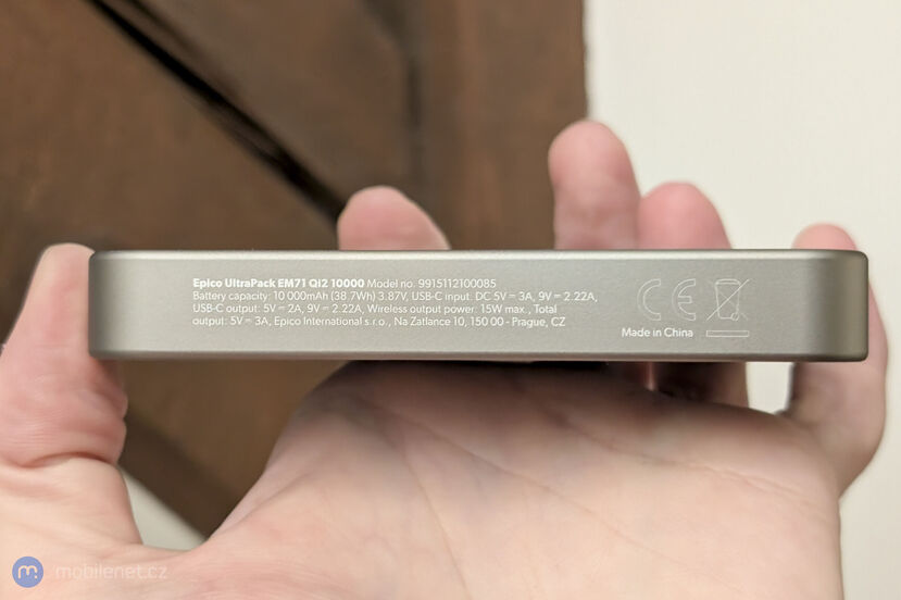 Epico UltraPack Qi2