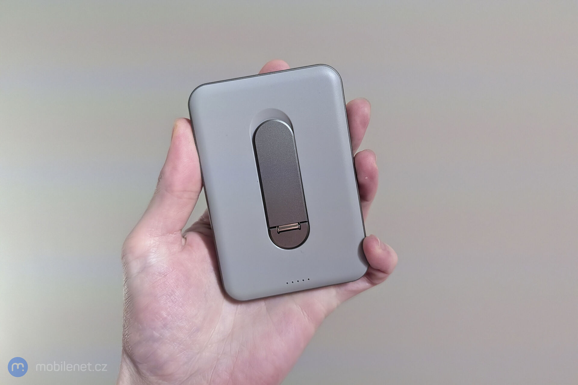 Epico UltraPack Qi2 Stand 5 000 mAh (EM52)