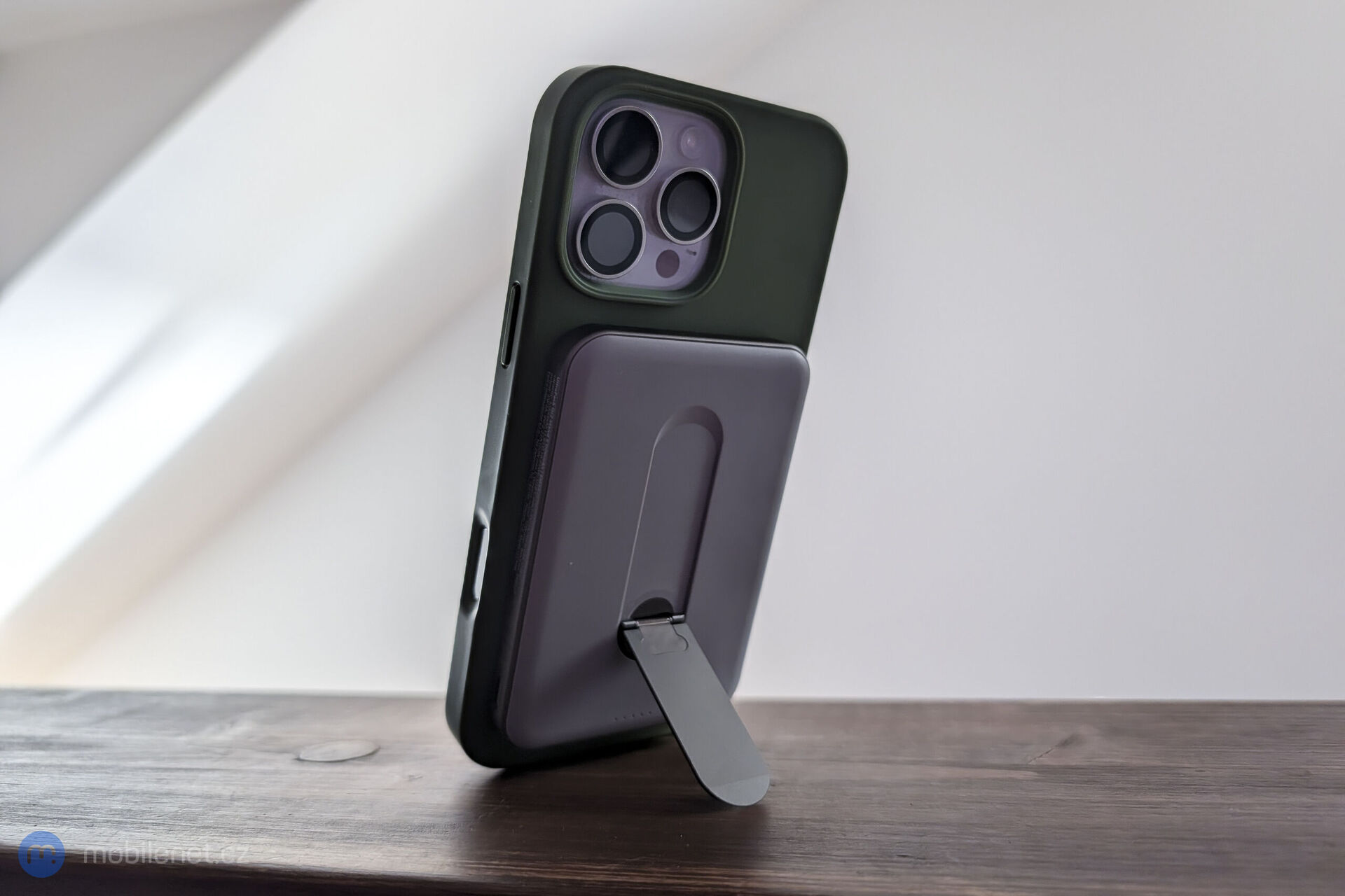 Epico UltraPack Qi2 Stand 5 000 mAh (EM52)