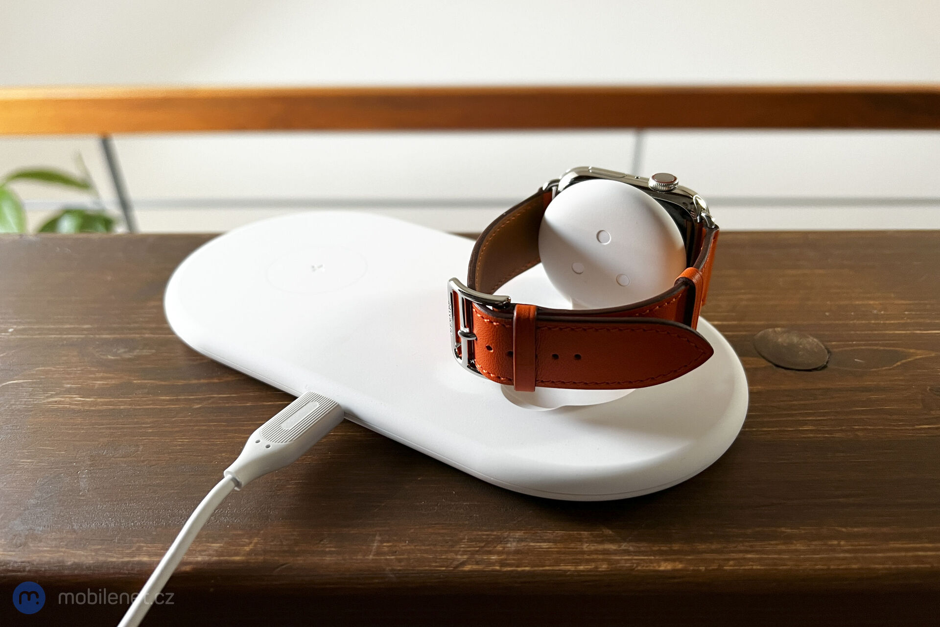 Epico Wireless Charging Base 2IN1