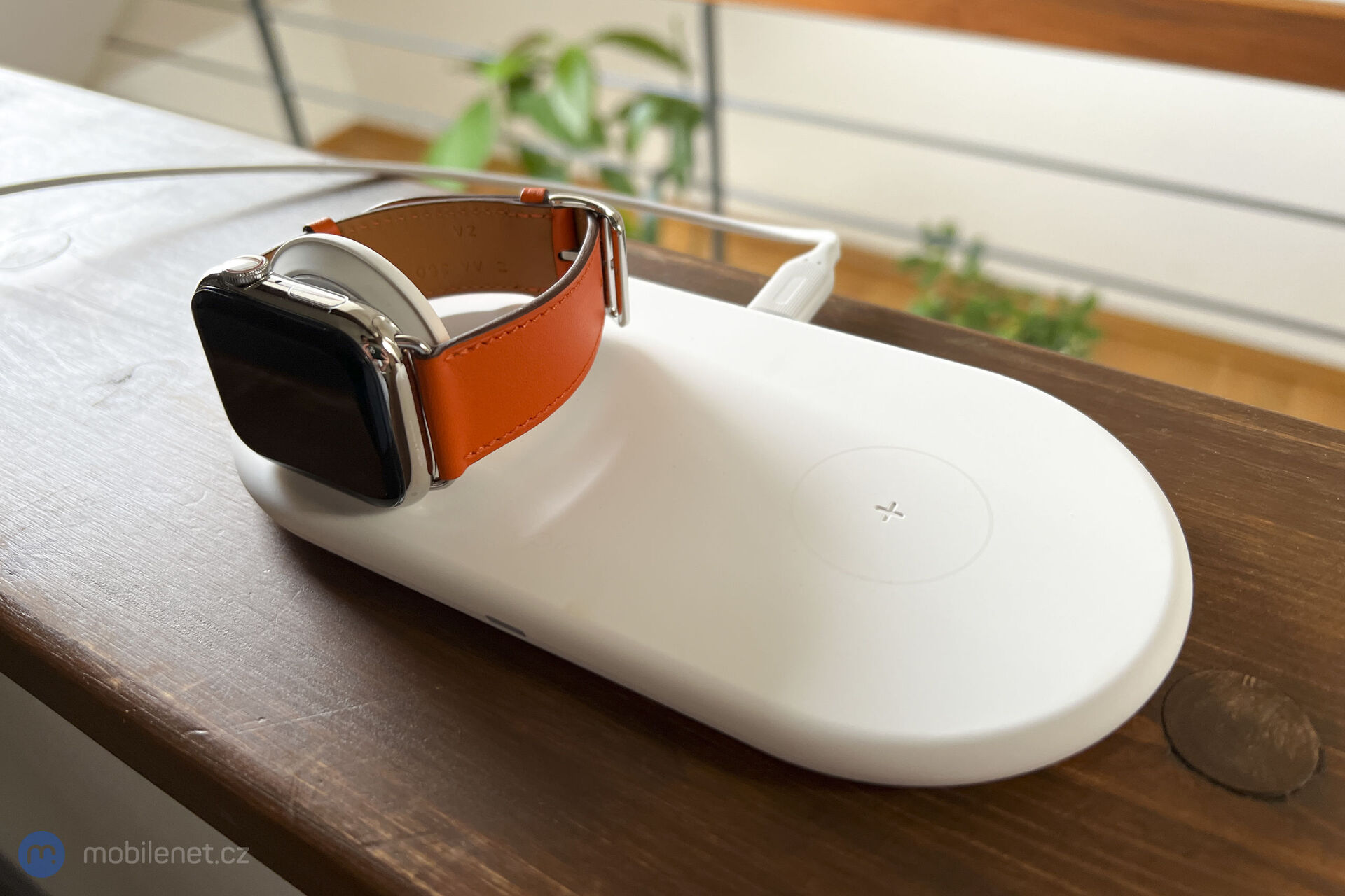 Epico Wireless Charging Base 2IN1