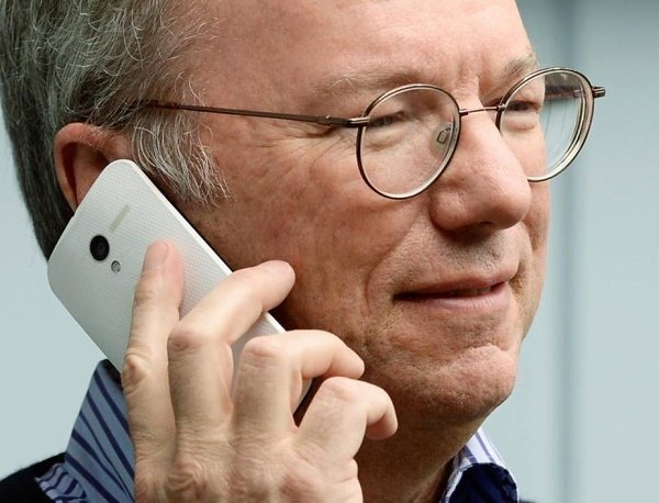 Eric Schmidt s Motorolou Moto X