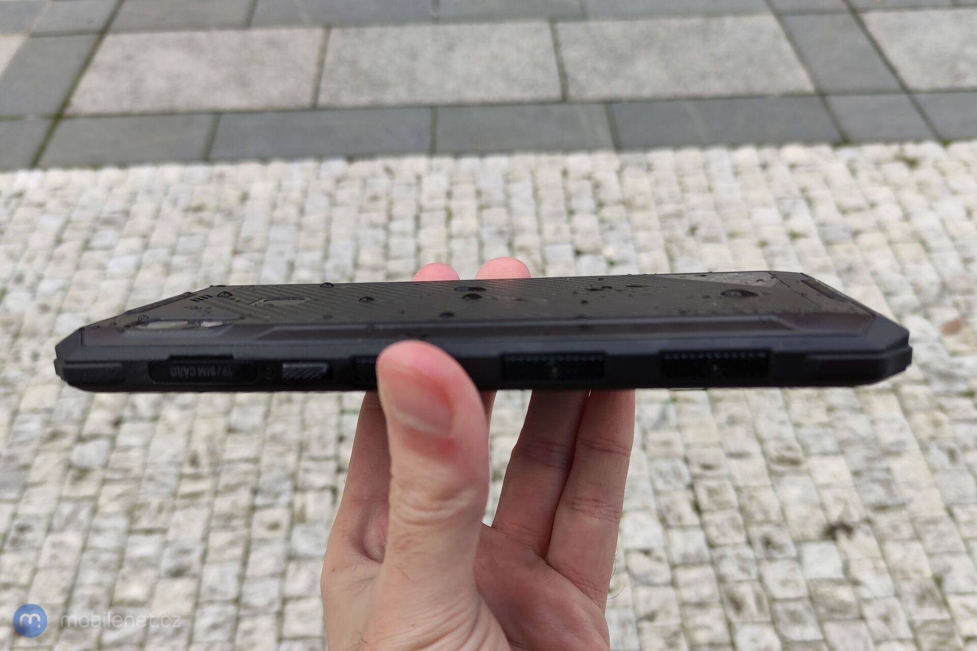 Evolveo StrongPhone G9