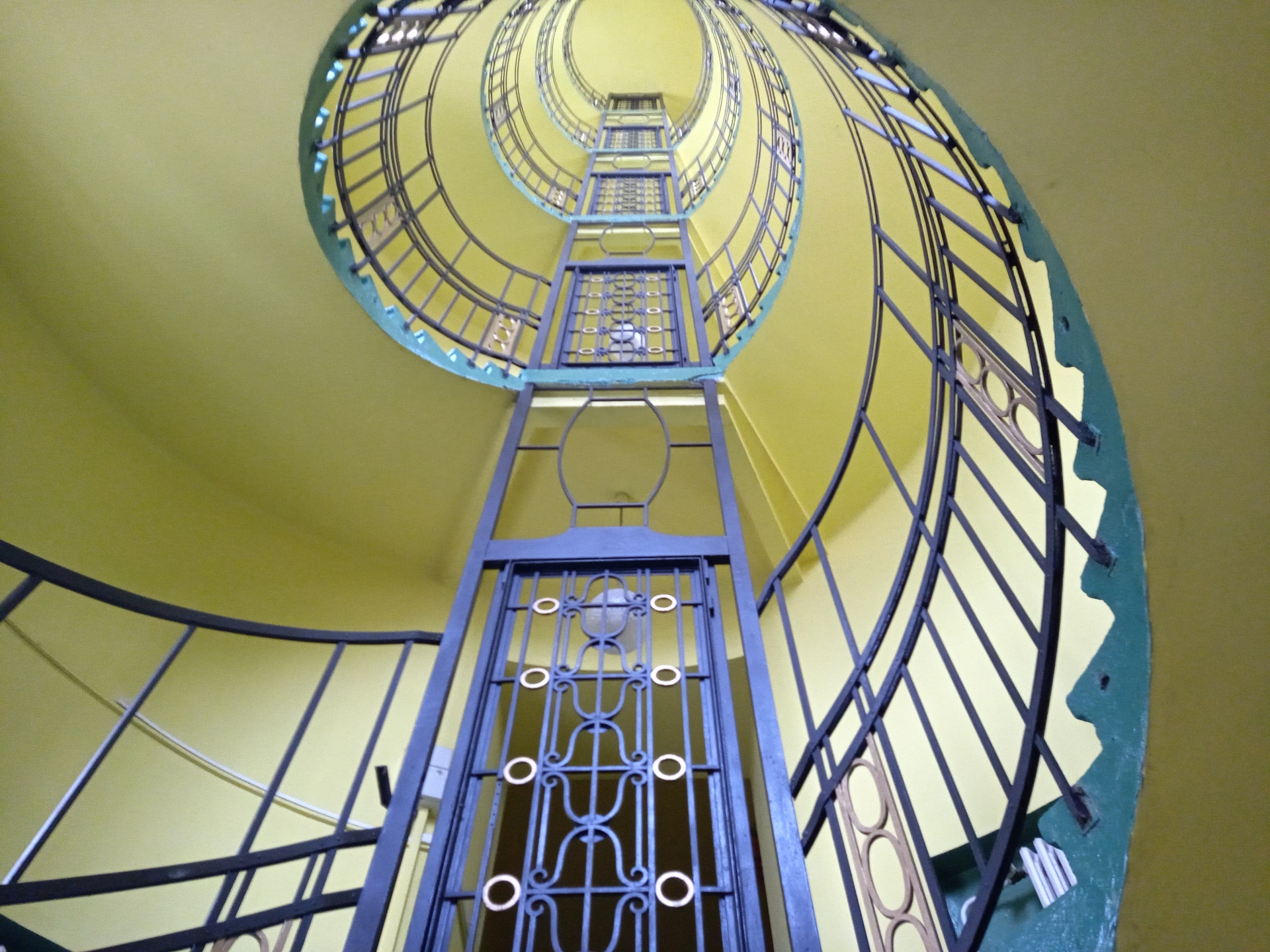 Evolveo StrongPhone G9