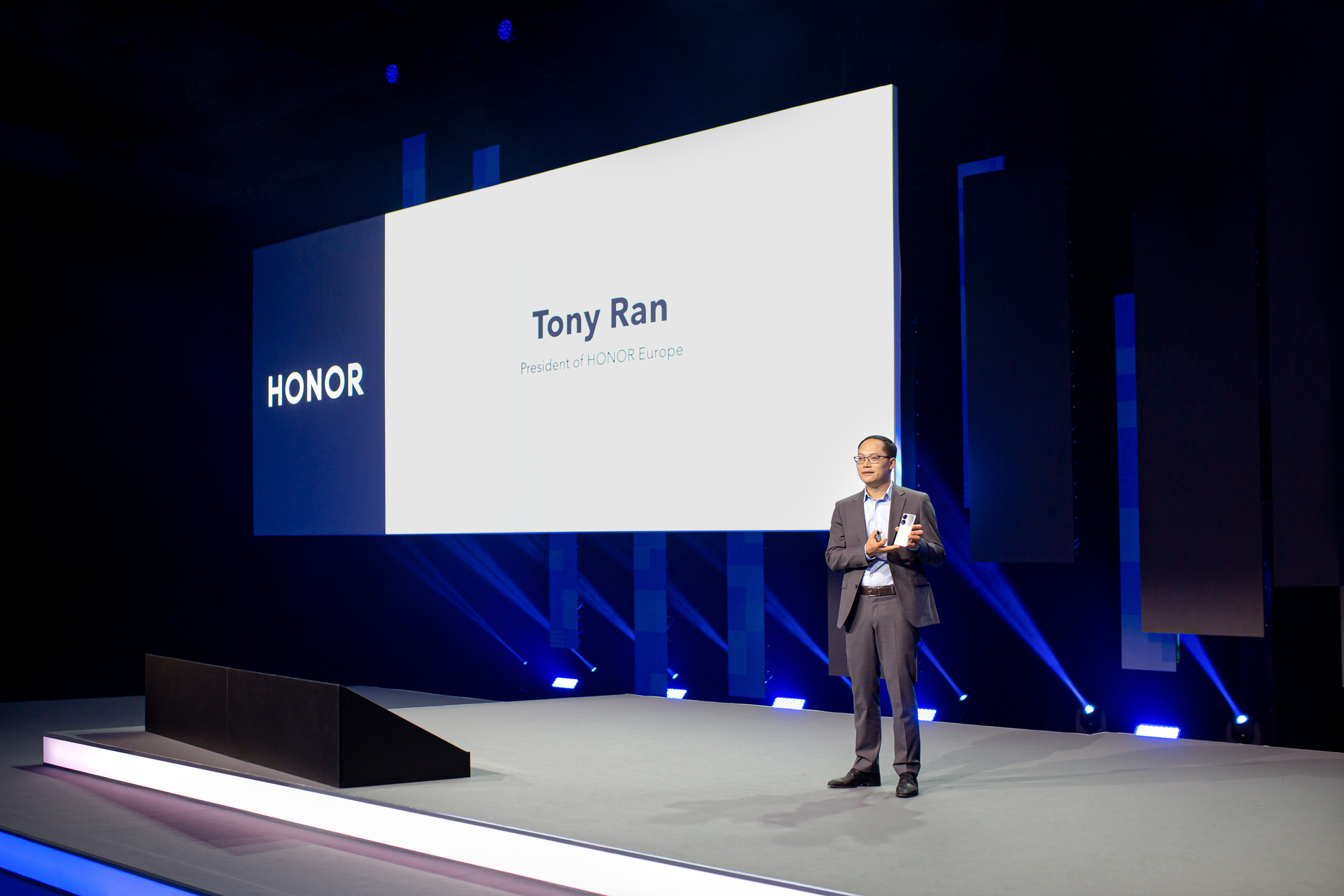 Evropský CEO Honoru, Tony Ran