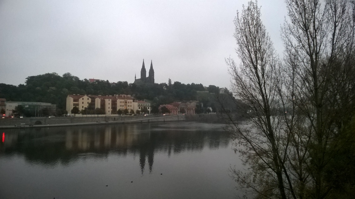 exteriér bez blesku