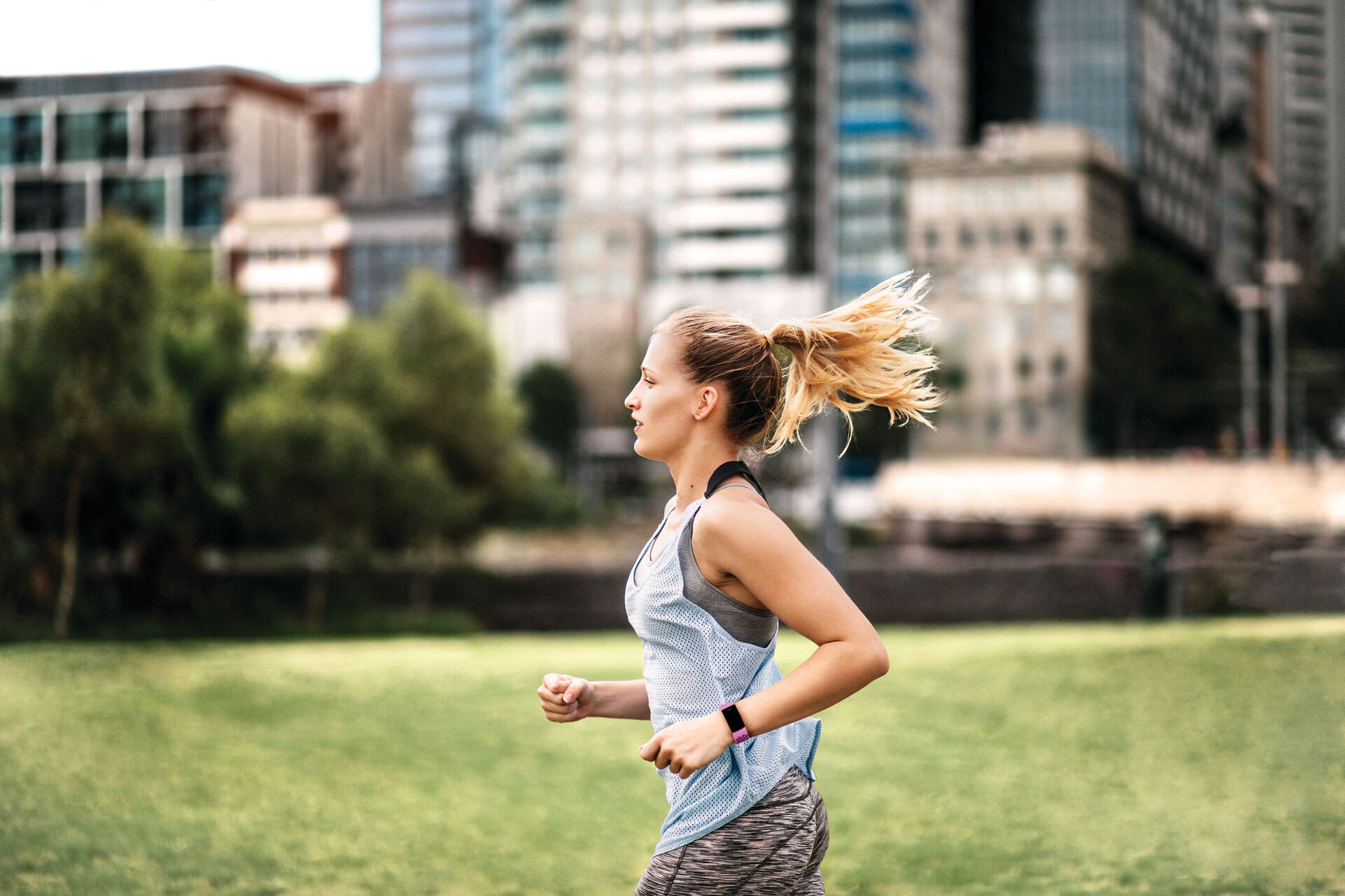 Fitbit Charge 4