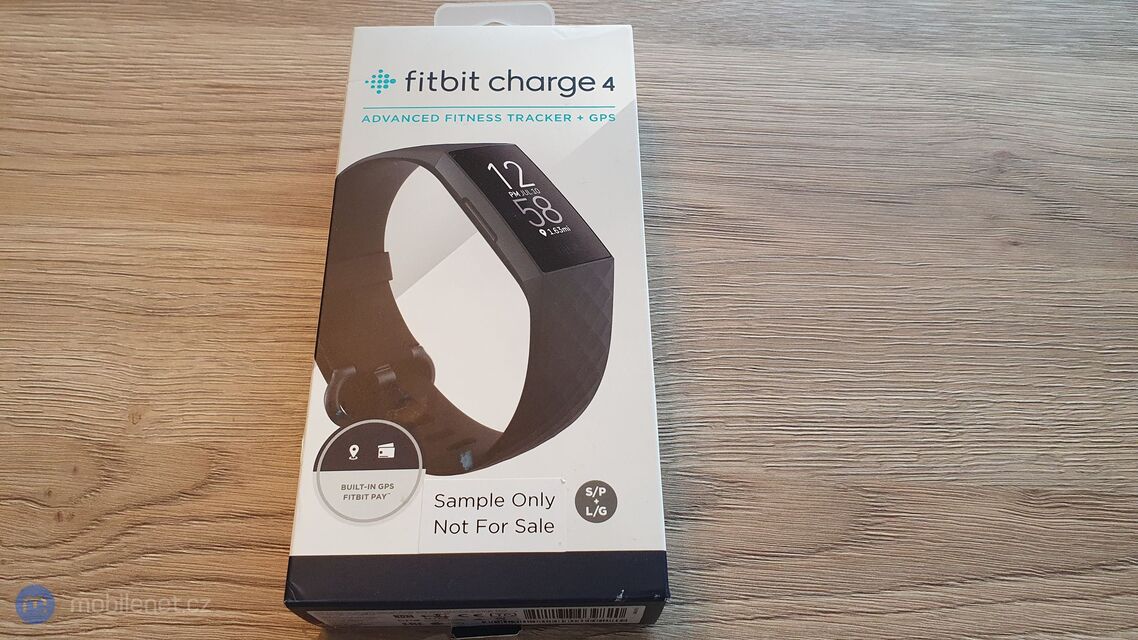 Fitbit Charge 4