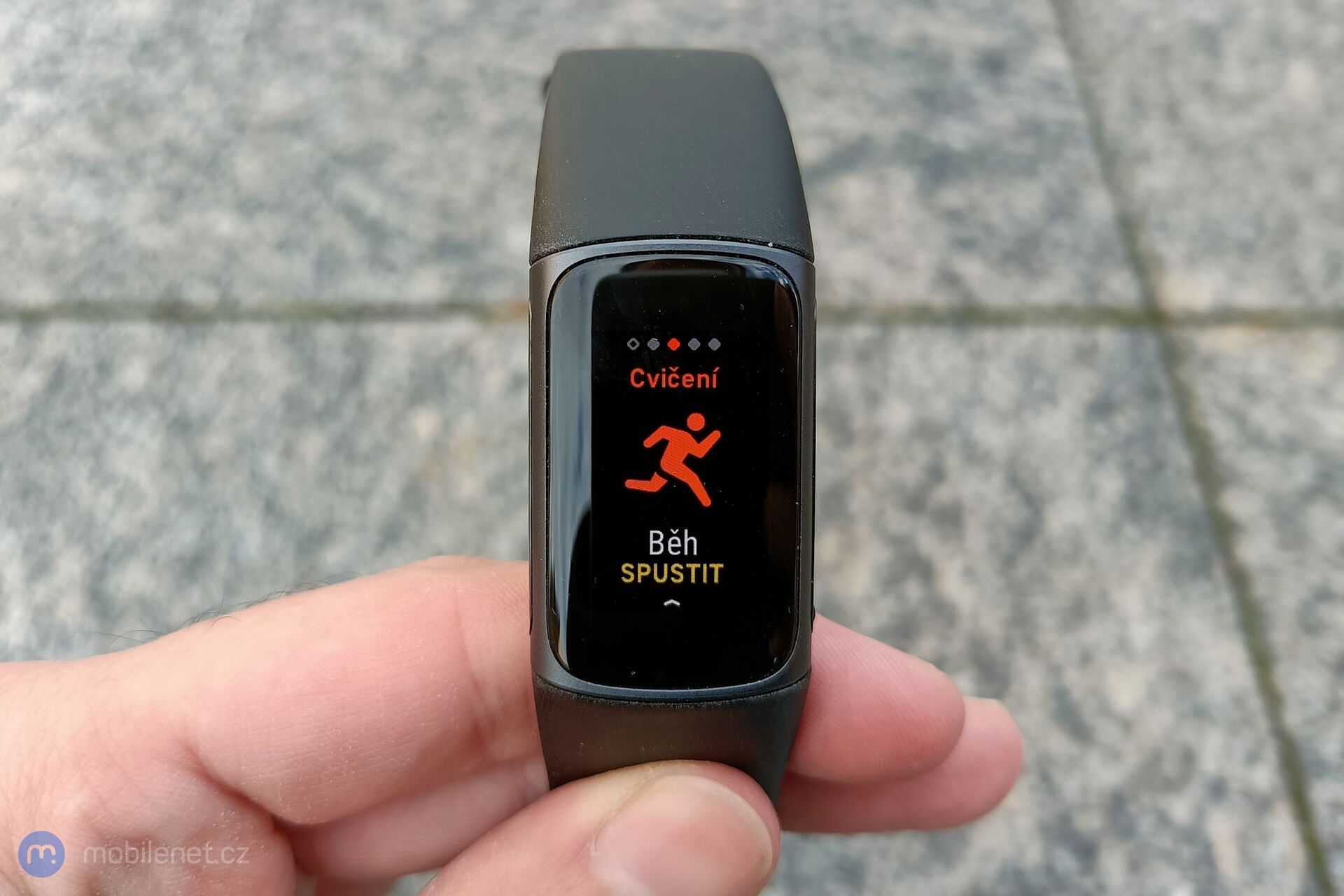 Fitbit Charge 5