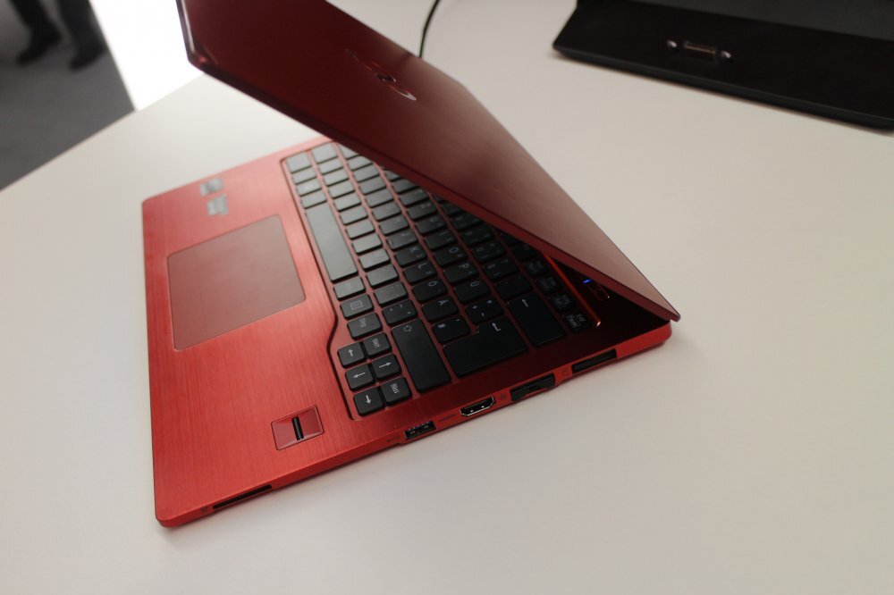 Fujitsu Lifebook U904