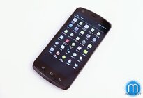 Fujitsu prototyp čtyřjádrového telefonu