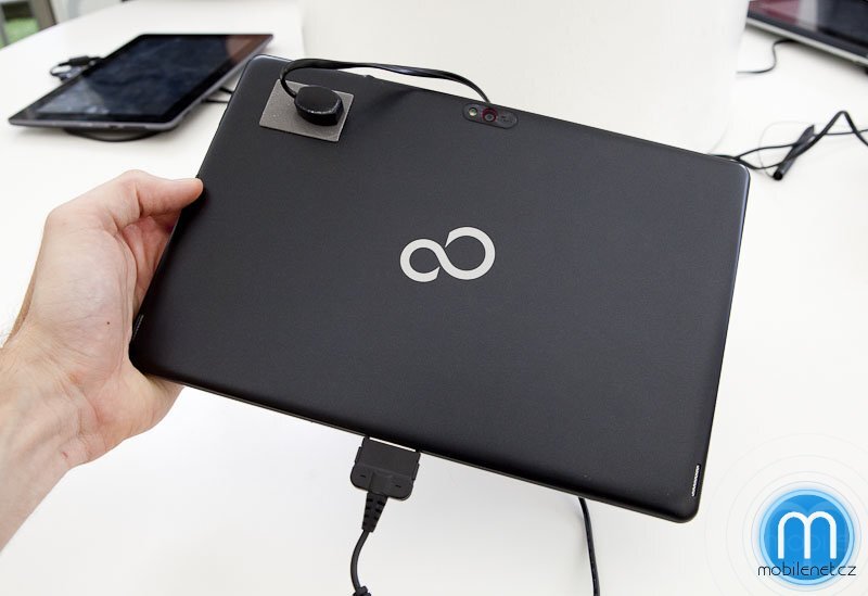 Fujitsu Stylistic M532