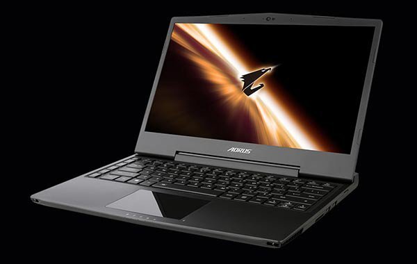 Gigabyte AORUS X3 Plus