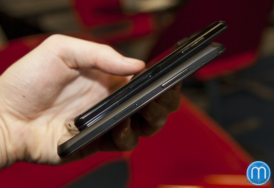 Google Nexus 4 a LG Optimus G