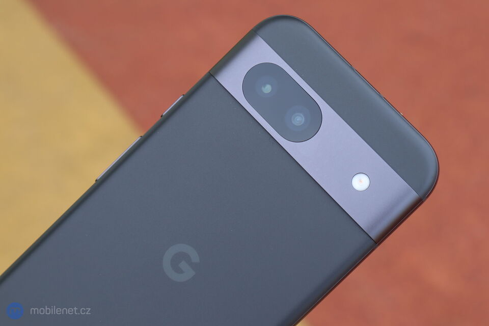 Google Pixel 8a