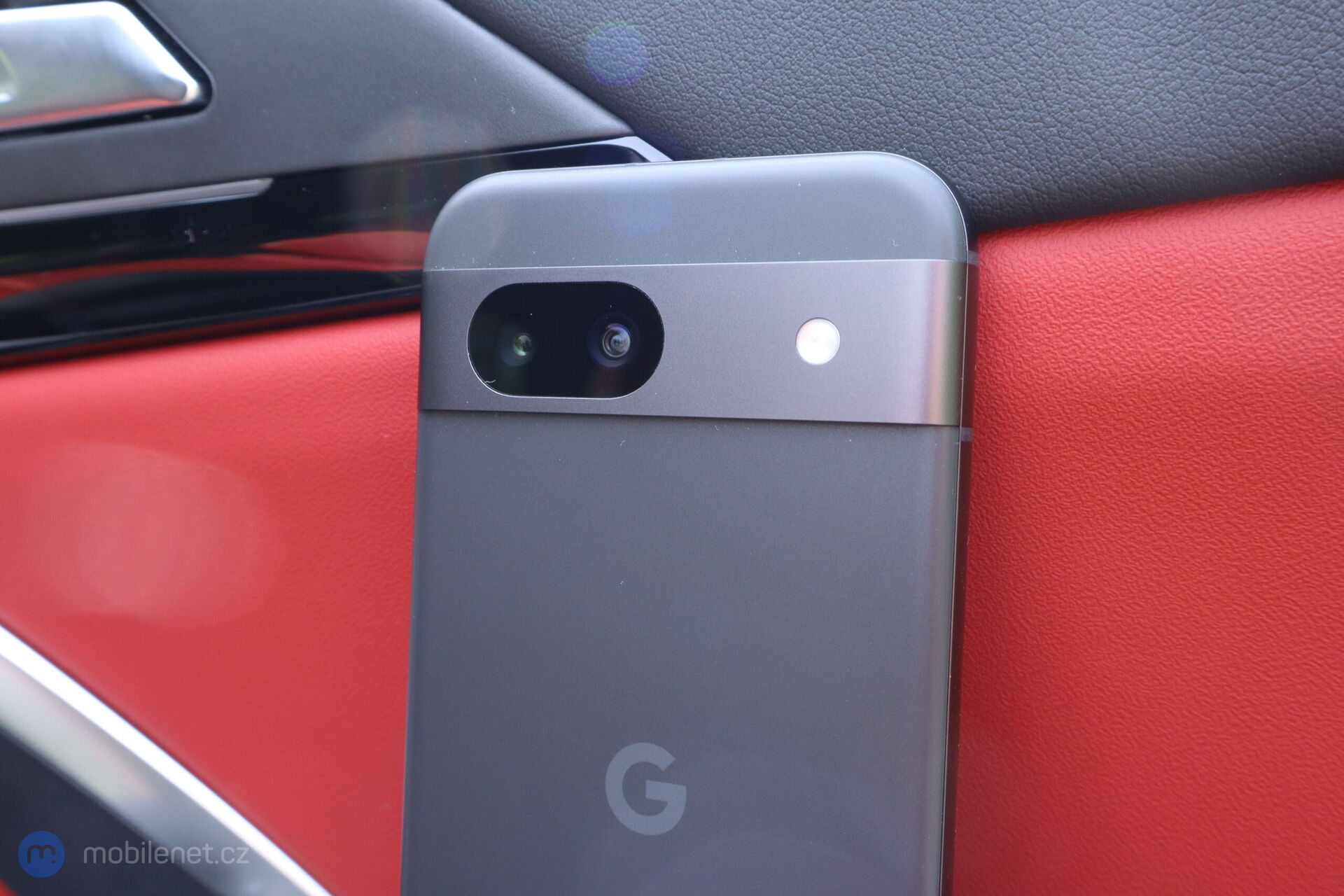 Google Pixel 8a