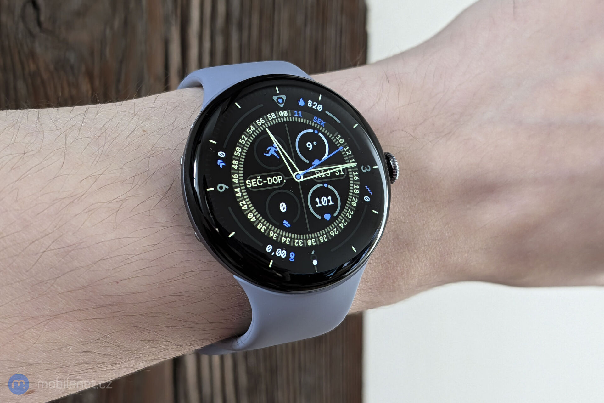 Google Pixel Watch 4 (45 mm)