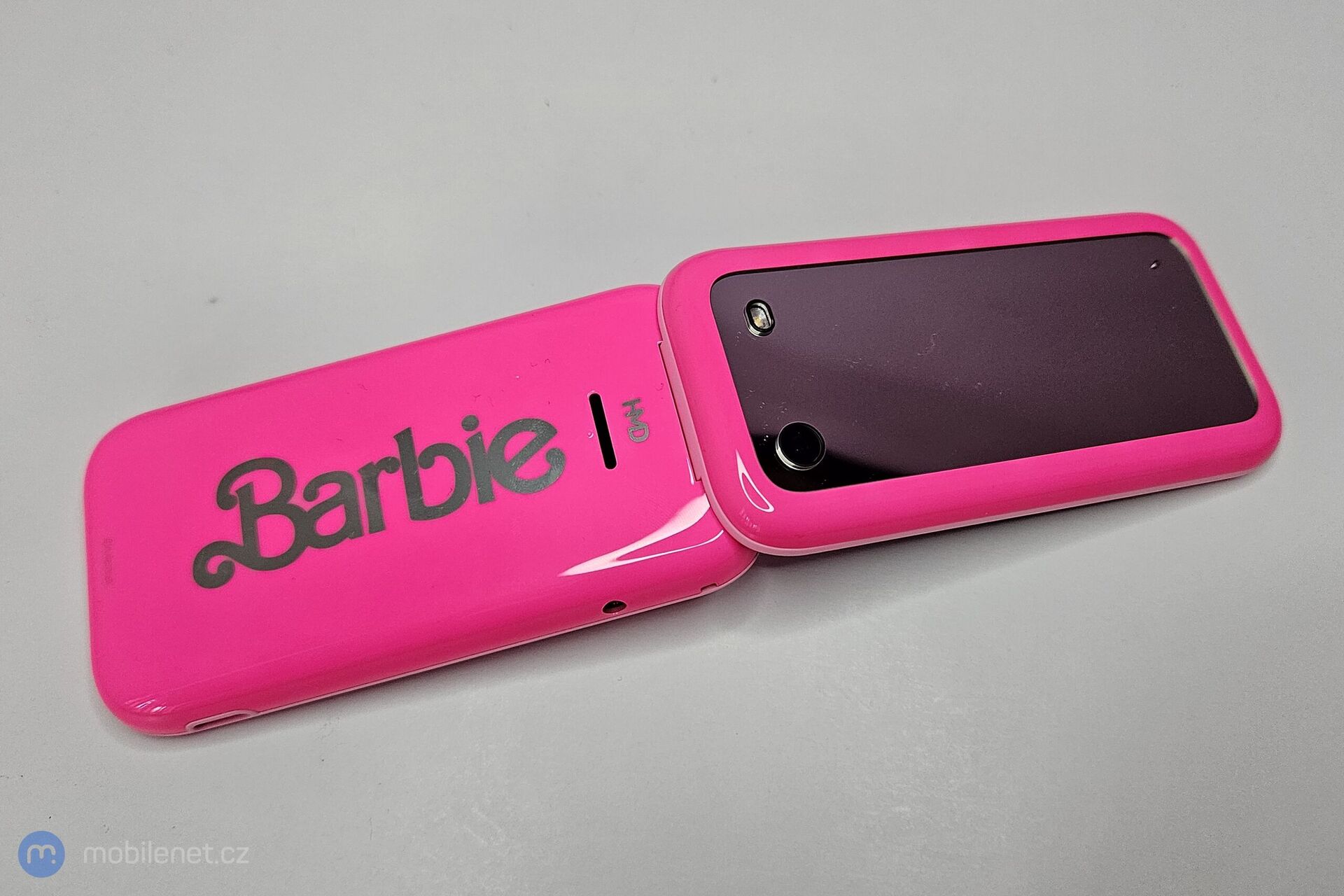 HMD Barbie Phone