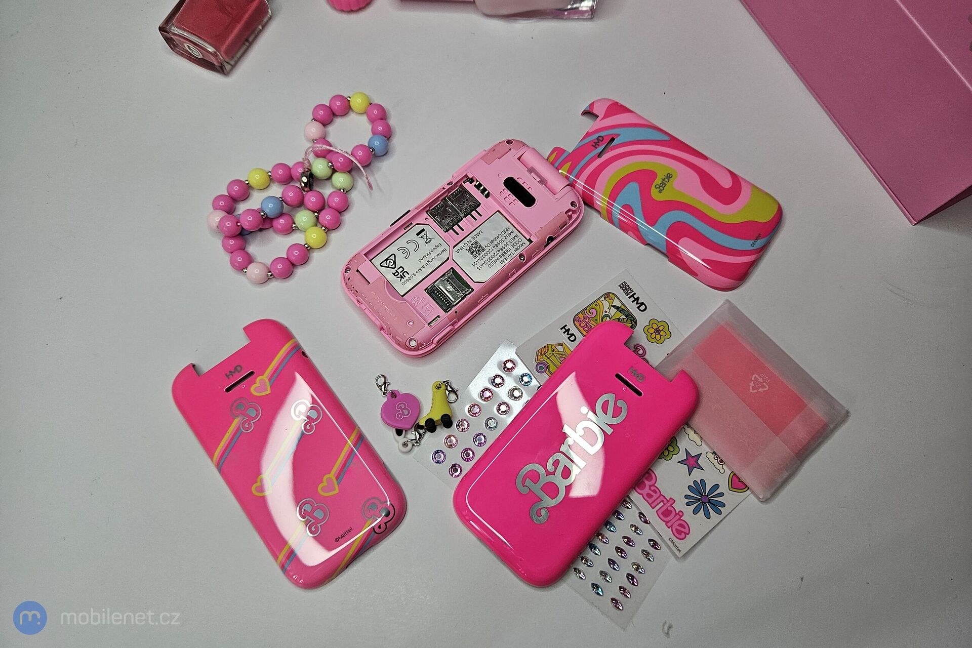 HMD Barbie Phone