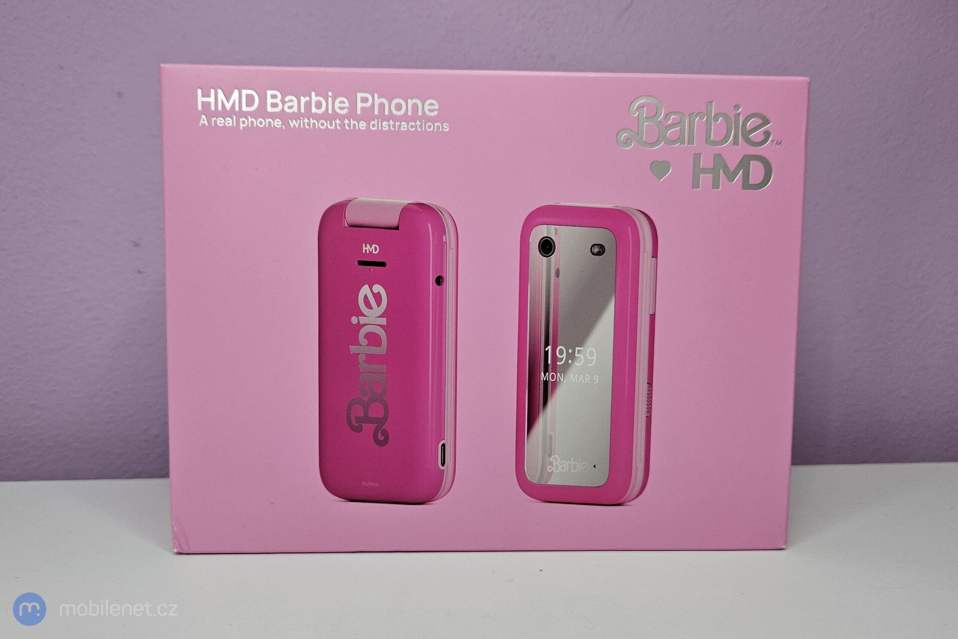 HMD Barbie Phone