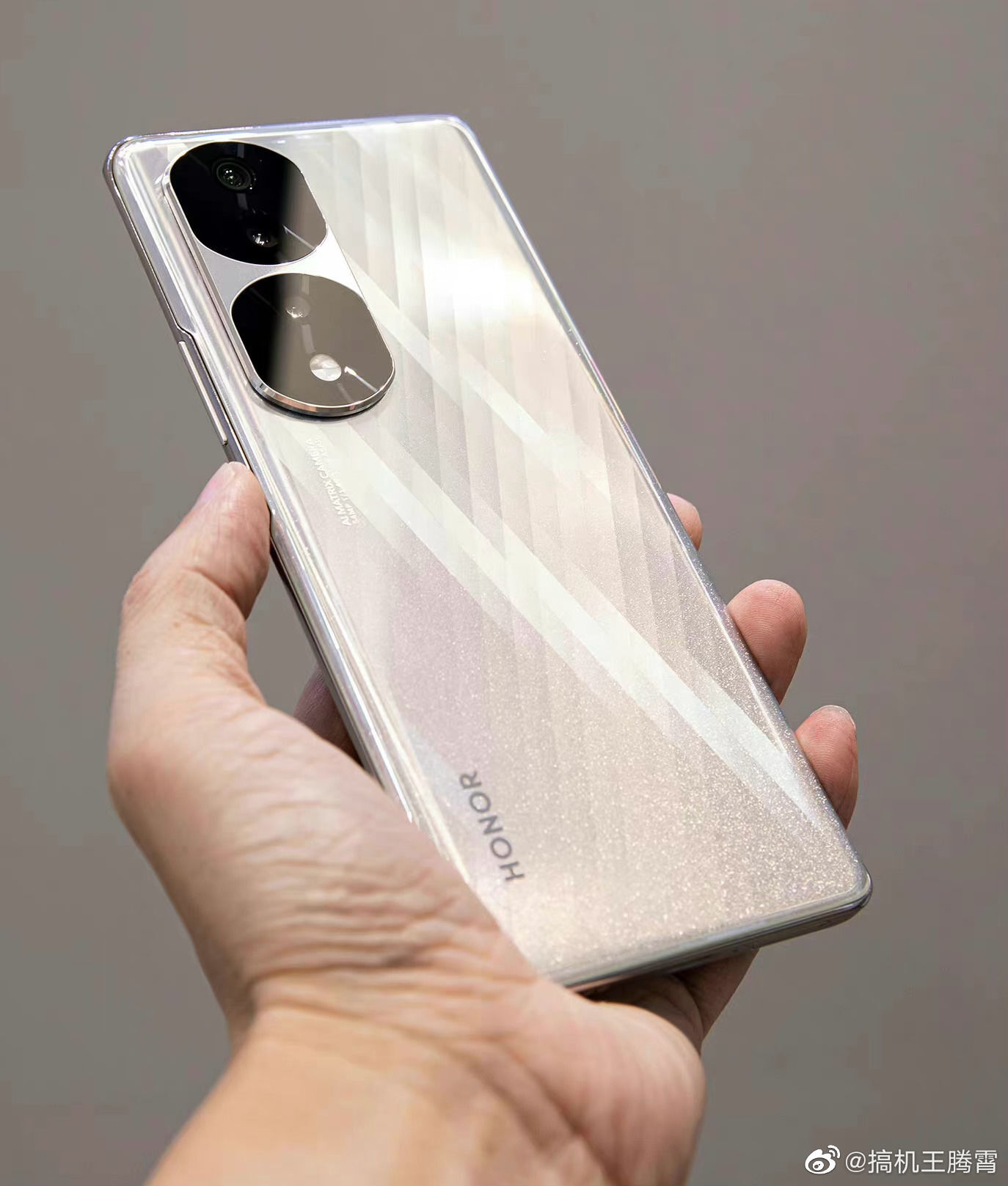 Honor 70 a Honor 70 Pro