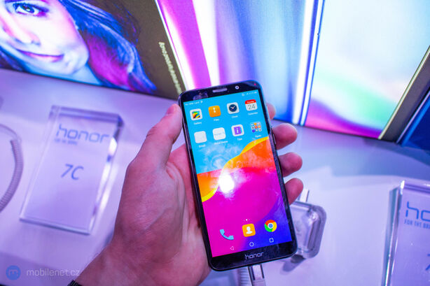 Honor 7S - představení