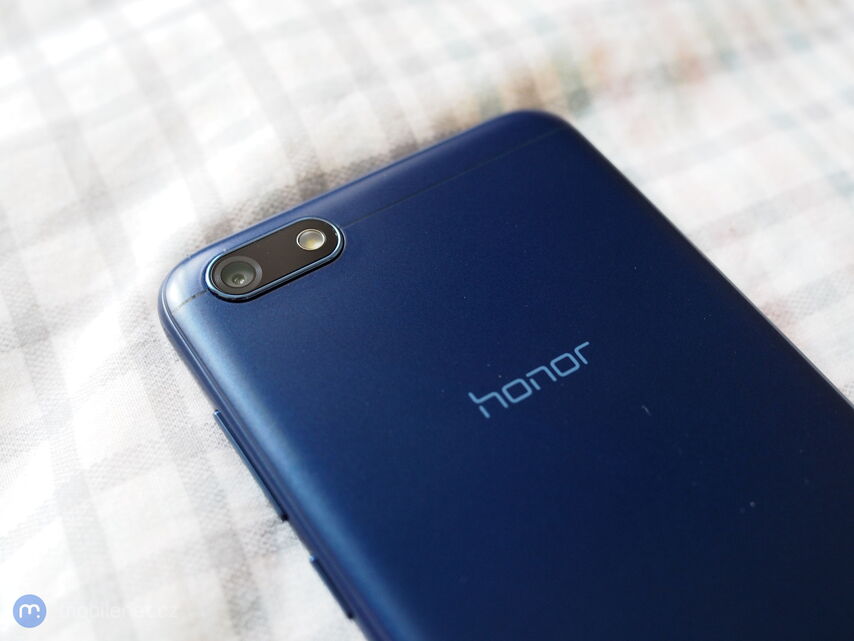 Honor 7S