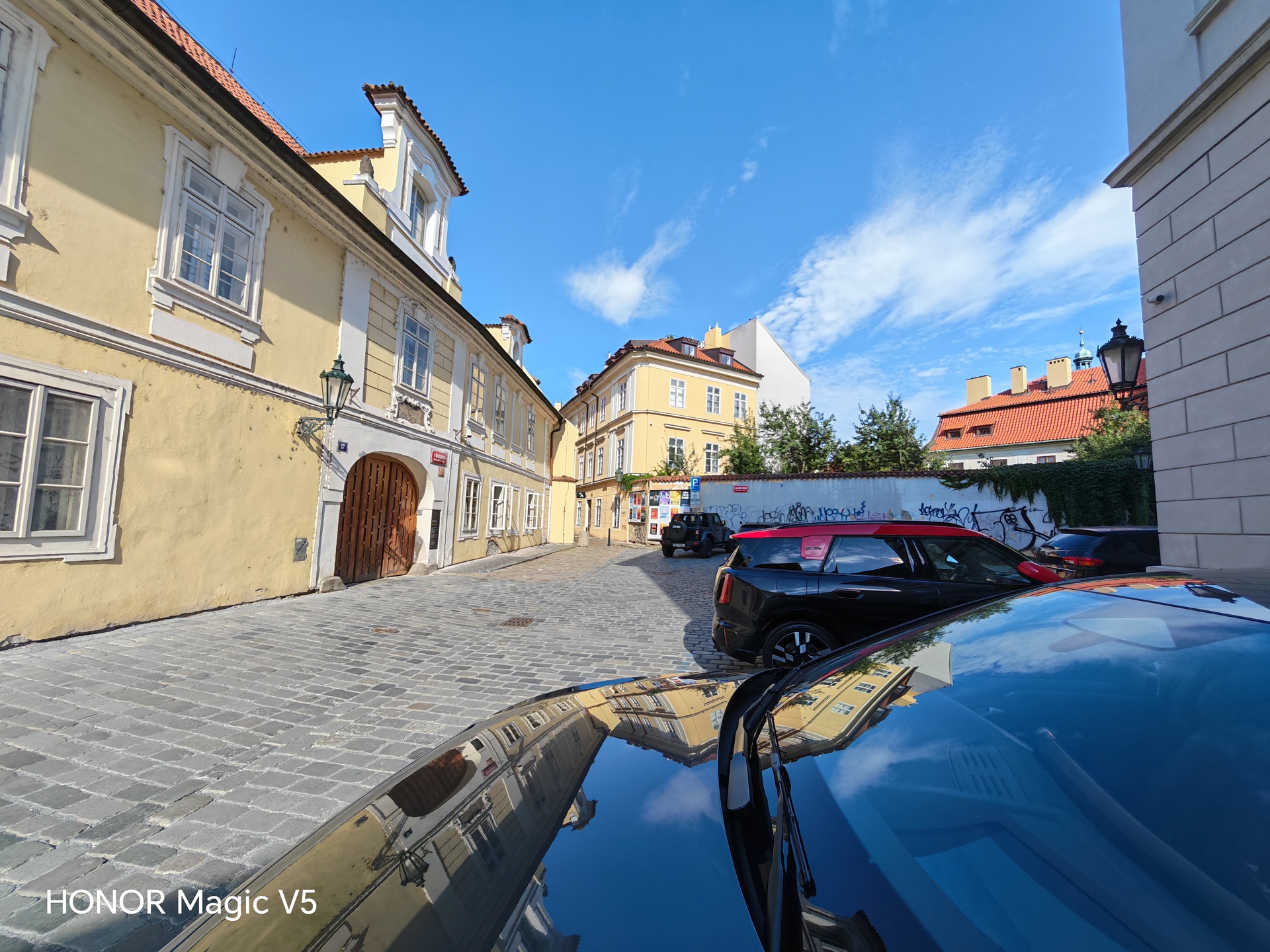 Honor Magic V5