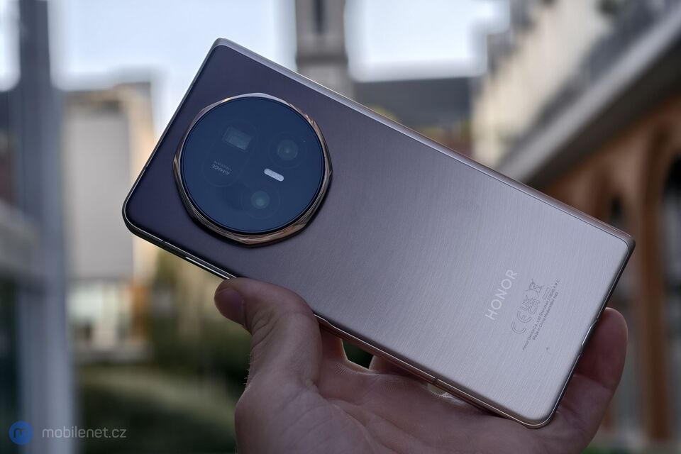 Honor Magic V5